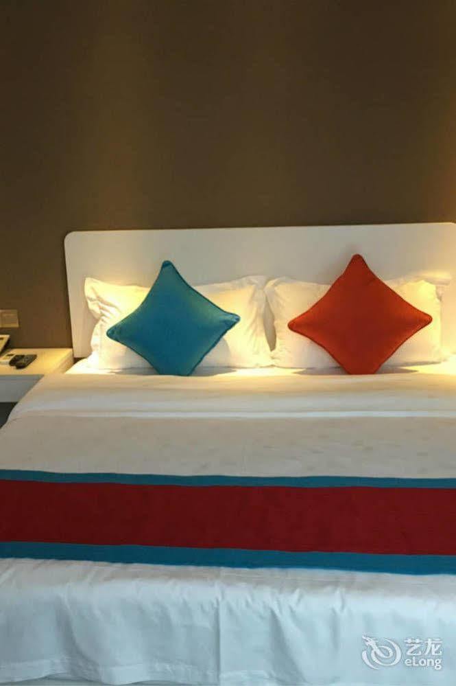 Yilan Hotel Shenzhen Investment Management Co. Ltd Exteriör bild